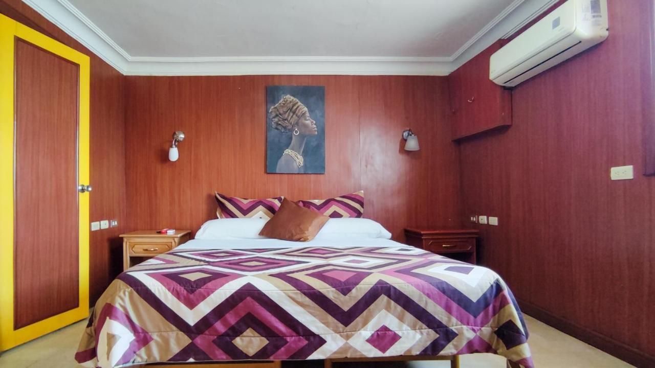Hotel Livingston Inn Guayaquil Extérieur photo